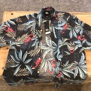 QuickSilver collard shirt